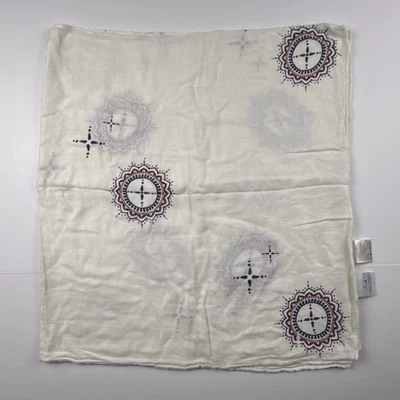 Manta de bambú para bebé Aden + Anais blanca roja azul mandala unos 48x48 Foto 1 de 4