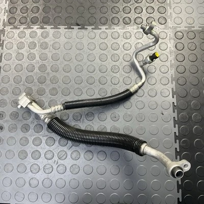Cadillac SRX 2010-2016 manguera de aire acondicionado línea de refrigerante montaje OEM Foto 1 de 4
