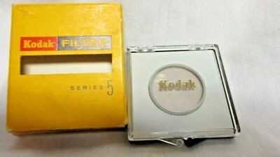 Vintage Kodak - Skylight No.1A Series 5 Lens Filter with Hard Case - Image 1 of 2
