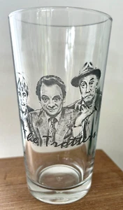 TROTTERS PINT SIZE BEER GLASS horses DEL BOY GRANDAD AND RODNEY only fools b/w - Picture 1 of 1