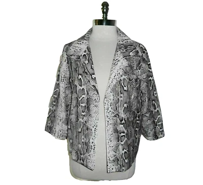 Chaqueta CHICO'S Talla 1 8 10 M Negra Gris Blanca Estampado Animal Manga 3/4 Foto 1 de 4