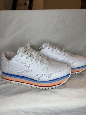 Zapatillas Mujer Fila Orbit Rayas Blancas Talla 8 1/2 (Sin Caja Original) Foto 1 de 4