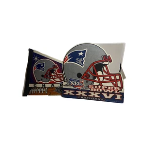 New England Patriots Super Bowl Champs Cut Felt Pennant & Helmet Felt Sign NFL - Picture 1 of 8