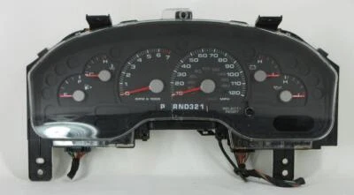 Ford Explorer 2003 cuadro de instrumentos 119 k lente agrietada Foto 1 de 4