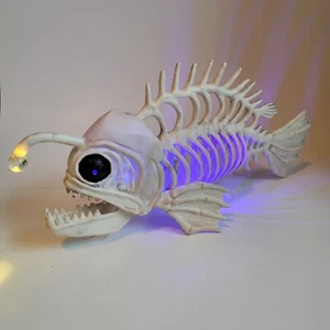 Pez Pescador Iluminar Luz Nocturna Decoración Halloween Mar Profundo Único Ver Descripción - Imagen 1 de 15