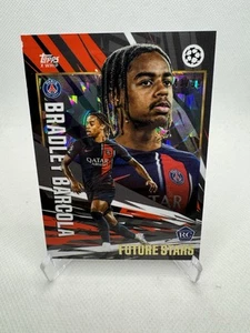 Topps x Whip Gold UCC 2023/24 Bradley Barcola Future Stars/99 Rookie PSG París - Imagen 1 de 4