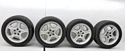 99-01 JUEGO LLANTAS DELANTERAS TRASERAS FERRARI 456 M Foto 1 de 4