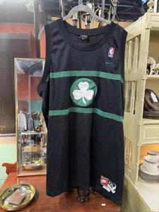 Nike Paul Pierce #34 Boston Celtics Black Jersey Green Shamrock NBA Team SZ XXL - Picture 1 of 8