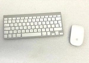 Apple Wireless Keyboard A1314 and Magic Mouse A1296 Bluetooth White UK English - Picture 1 of 14