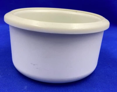 Pampered Chef Chillzanne Round Sectional Server #2791 Center Bowl Only (No Lid) - Image 1 of 4