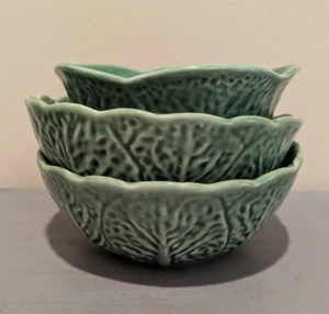 Olfaire Ceramic Green Cabbage Leaf Bowls Portugal Set of 3 - Picture 1 of 15