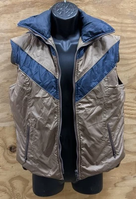 SWAN Brand Men’s Puffer Vest Medium Vintage Down Feather Kwangchow China Retro - Image 1 of 4