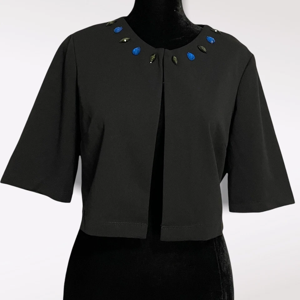Perceptions Cropped Blazer Jacket Womens Medium Petite Black Beaded Neckline Top - Image 1 of 4