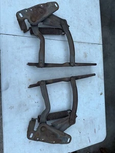 OEM GM 1970-1981 Chevrolet Camaro Firebird Hood Hinges pair 3990431 3990432 - Picture 1 of 24