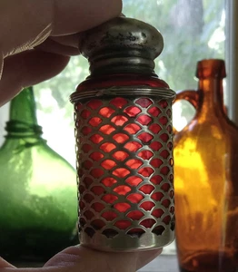 1890s ANTIQUE CRANBERRY GLASS STERLING SILVER OVERLAY SALT SHAKER W/SILVER LID - Picture 1 of 9