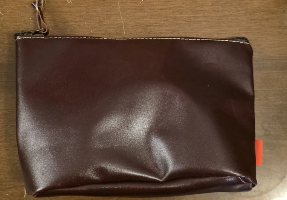 Bolso de cuero hecho a mano Foto 1 de 1