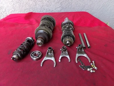 YAMAHA FZ-09 TRANSMISSION SHAFTS GEARS SHIFT DRUM & SHIFT FORKS  2014-2016 OEM Foto 1 de 4
