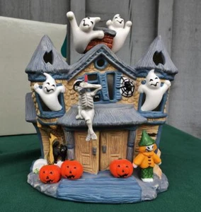 Halloween .... Spooky Fun Decor...Haunted House.....Ready for you to light up - Picture 1 of 12
