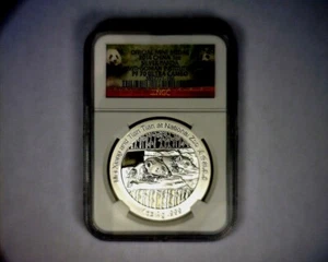 Official Mint Medal 2014 China 1oz Silver Panda Smithsonian NGC PF70 Ultra Cameo - Picture 1 of 4