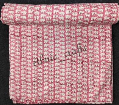 Colcha acolchada Kantha diseño elefante manta tela algodón algodón Foto 1 de 4