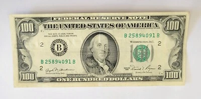 1981 $100 One Hundred Dollar Bill, Federal Reserve Note Serial # B25894091B - Image 1 of 2