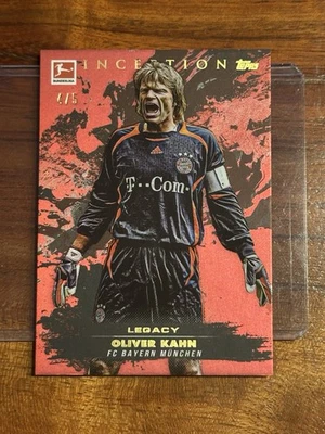 Topps Inception Bundesliga 24/25 Oliver Kahn /5  Numbered Red Parallel Bayern - Bild 1 von 2