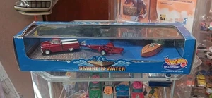 1998 Hot Wheels Collectibles '59 Chevy Apache Fleetside With Race Boat - Picture 1 of 4