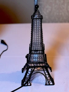 EIFFEL TOWER TABLE LAMP LIGHT -GLASS SHADE - BLACK METAl 14.5’’ - Picture 1 of 5