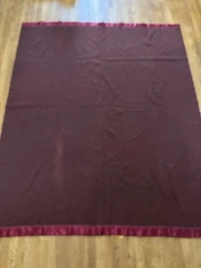 Vtg Luxury 100% Wool Satin Trim Blanket Sz 72x90 Maroon READ - Imagen 1 de 5
