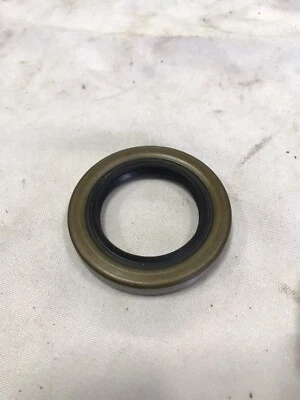 NEW ALLIS CHALMERS TRACTOR OUTER PTO & LIFT SHAFT SEAL D12 D17 D19 175 180 190XT - Image 1 of 2