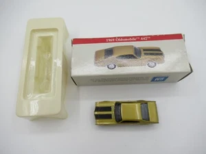 2001 Readers Digest 'Mail Away' Premium Diecast 1969 Oldsmobile 442 Gold 1/64 - Picture 1 of 17