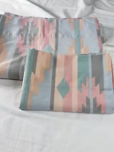 Westpoint Stevens Aztec Twin Flat Sheet plus Pillow Case Southwestern EUC - Picture 1 of 7
