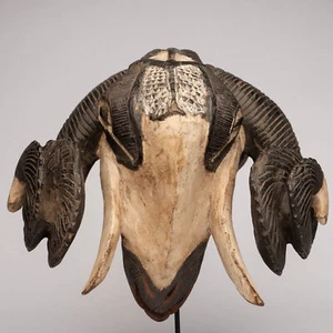 DE1400 Baule Widderkopf Maske Afrika alt Elfenbeinküste mit Ständer - Bild 1 von 11