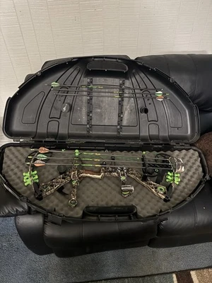 Блочный лук Mathews Creed Solo Cam со стрелами и жестким корпусом модель 2013 года - Изображение 1 из 4