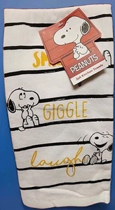 Peanuts Snoopy 2pk Kitchen Towels Smile Giggle Laugh - Picture 1 of 7