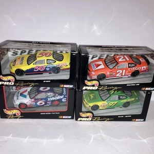 Lot of 4 NASCAR  HOT WHEEL RACING 1:24 Diecast 1997 NEW Little, Waltrip, Martin - Picture 1 of 7