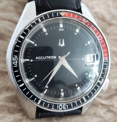 BULOVA ACCUTRON Devil Diver 666 ft COKE acero inoxidable 40 mm ¡para PIEZAS o REPARACIÓN! Foto 1 de 4