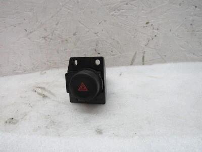 Infiniti QX4 2002 interruptor de control de botón intermitente de peligro de emergencia #E-74K Foto 1 de 3