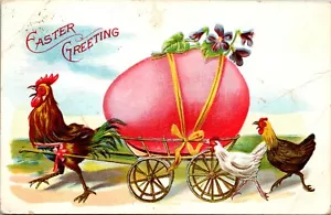 Cartolina Auguri Pasqua Gallo Antropomorfo Carro Uova Polli 1909 - Foto 1 di 2