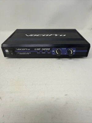 VocoPro UHF Dual Channel Wireless Microphone System Model UHF-3200 - Image 1 of 4