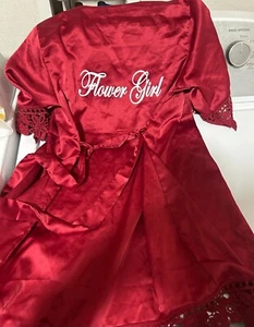Girls size 8/9 Burgundy Flower Girl robe - Picture 1 of 2