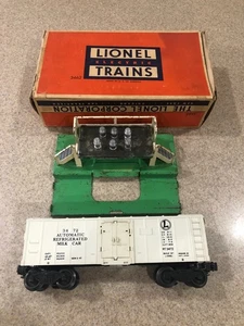 Lionel Trains #3472 vagón de leche operativo con plataforma y 6 latas de leche - Imagen 1 de 8