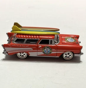 Johnny Lightning Surf Rods 1957 Chevy Nomad Car 1:64 San Onefre Spongers - Picture 1 of 5