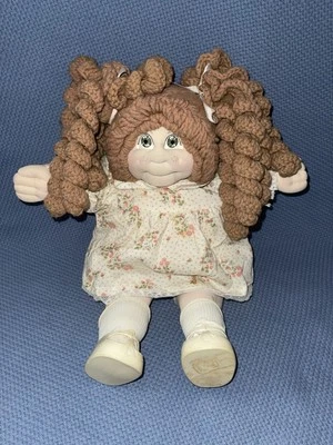 Little People Cabbage Patch Kids 1984 Doll Signed Numbered Stuffed Clothes Vtg - Image 1 of 4