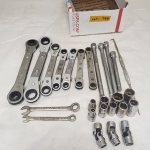 Lot of 26 Assorted Multi Brands Ratchet Wrench & Socket Set LOT-796 - Picture 1 of 9