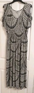 NWOT PEACOCKS BLACK & WHITE PATTERNED COLD SHOULDER STRETCH MAXI DRESS SIZE 20 - Picture 1 of 8