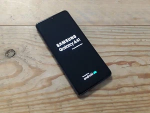 Smartphone Samsung Galaxy A41 A415F/DSN 64 GB 6,1 pollici AMOLED prism crush nero - Foto 1 di 6