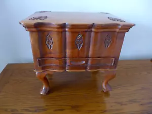 Antique Sewing Box With 1 Draw Hand Carved Lock & Key Working Beautiful Design - Picture 1 of 14