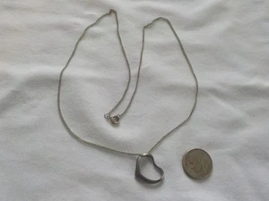 Colgante Corazón Peltre Vintage 18" Tono Plata Cadena Corazón Marcado - Imagen 1 de 5