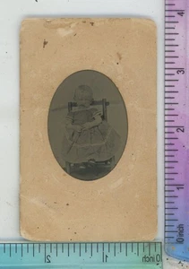 Junges Mädchen im gestreiften Kleid Original matt Tintype Ferrotype - Bild 1 von 2
